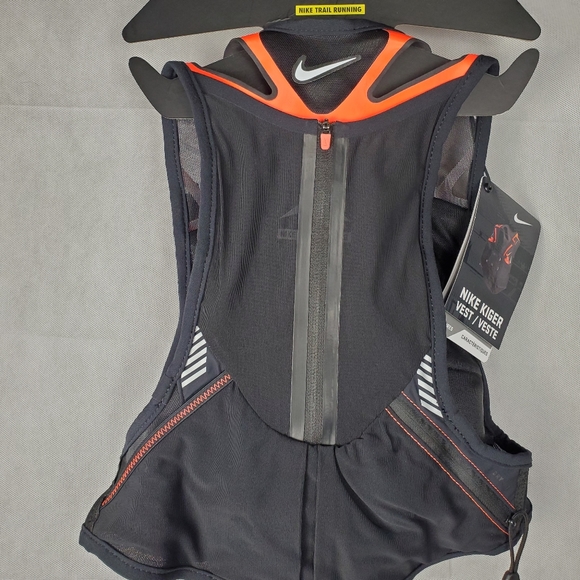 nike kiger vest
